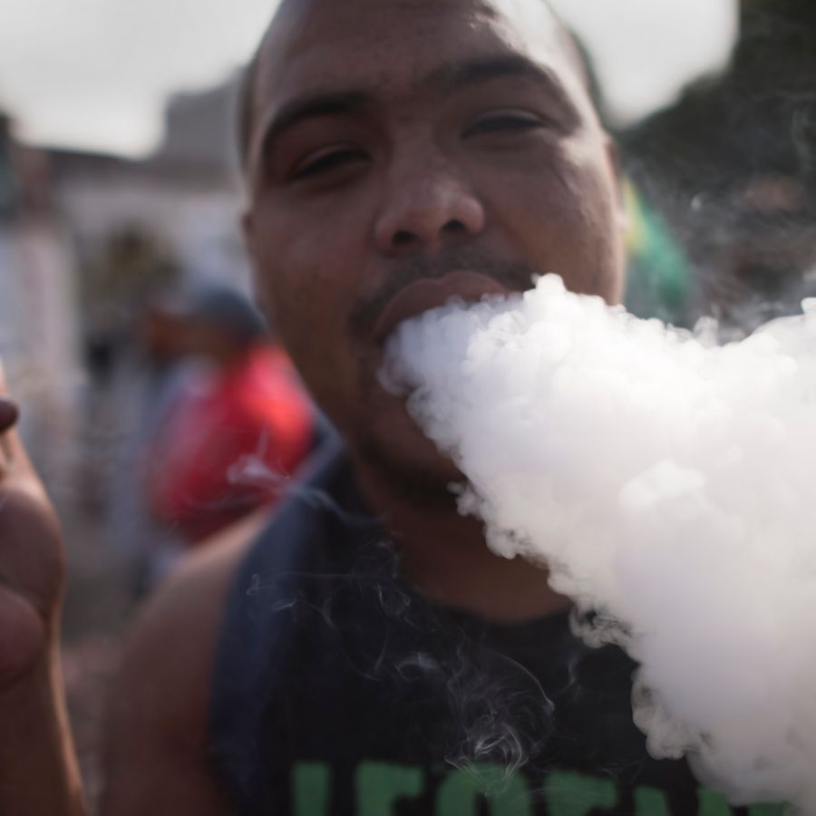 elf bar vape uk Disposable E-Cigarettes More Toxic Than Traditional Cigarettes main image 0