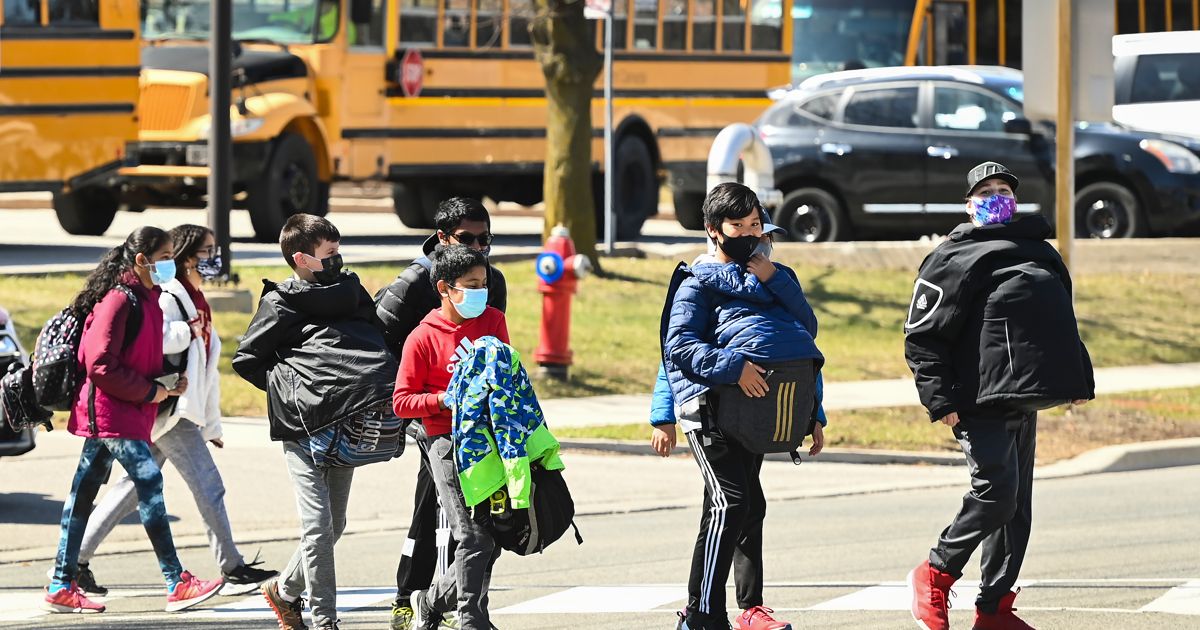 Back-to-school as the Delta variant spreads: How great is the risk ...