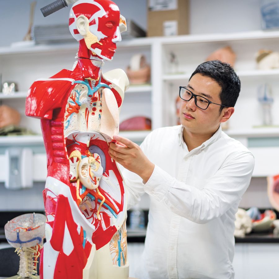 Simon Fraser University: Student life on campus - Macleans.ca