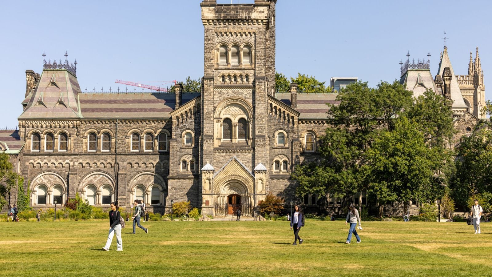 Students on the University of Toronto campus