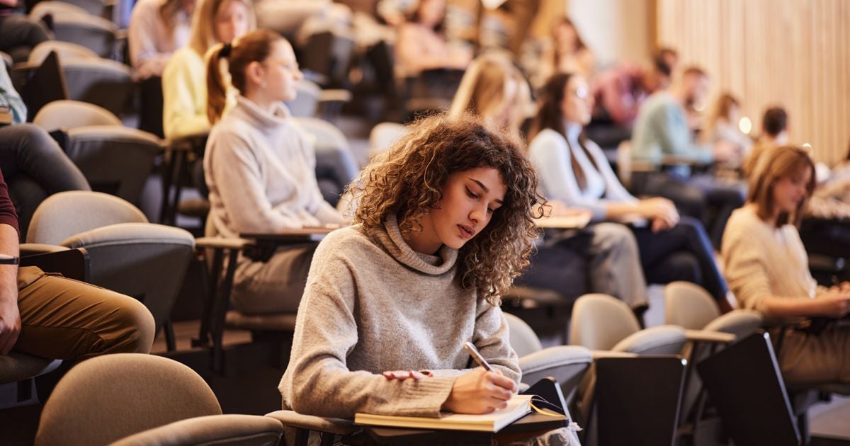 How to Pay for School: A Parent–Student Guide to the Money Conversation