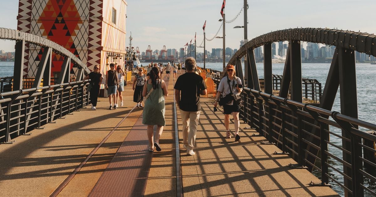 Lower Lonsdale, Vancouver: The Oceanside Getaway
